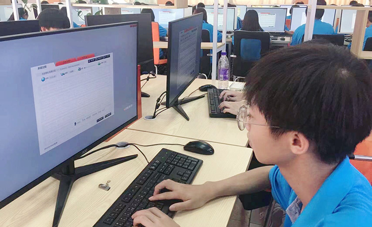 我校2022級秋季新生班舉辦 “指舞飛揚(yáng)”打字比賽